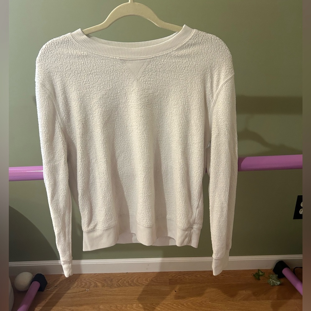 Fuzzy No Boundaries crewneck